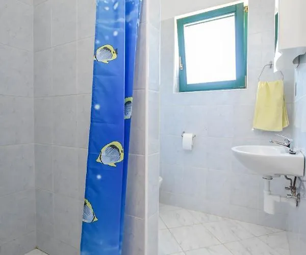 House Oliver * Dobropoljana