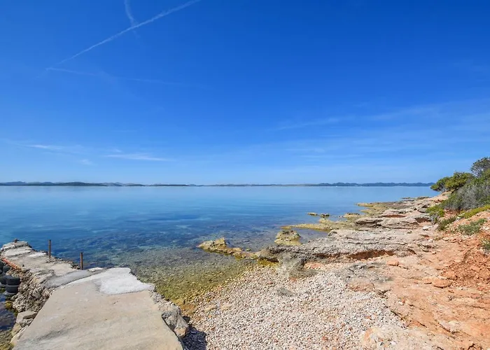 Vikendica House Oliver