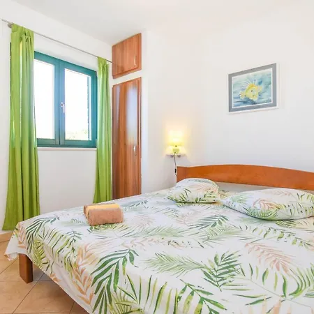 House Oliver Tatil Evi